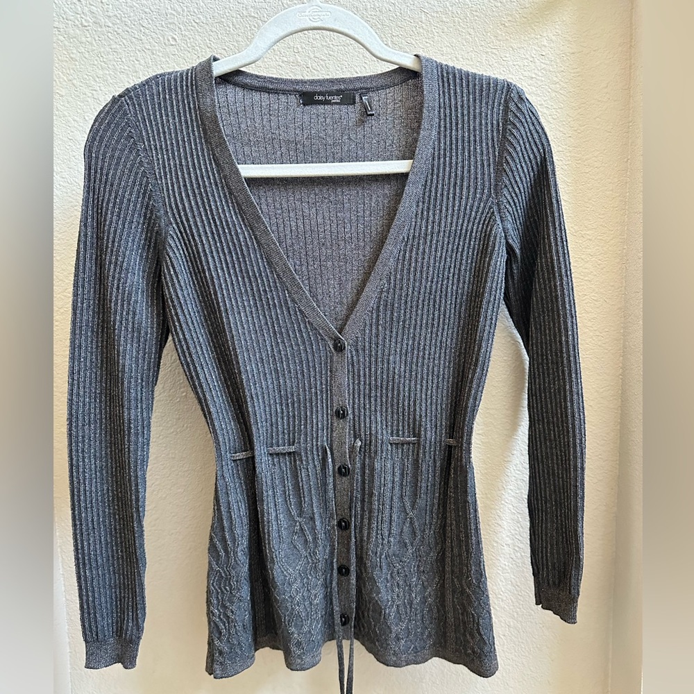 Daisy Fuentes dainty cardigan. Unique charcoal & gold thread accent. XP …